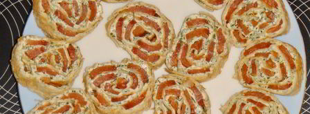 рулет из лаваша с красной рыбой. Шаг 7