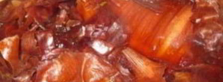 рулет из сала в луковой шелухе. Шаг 4