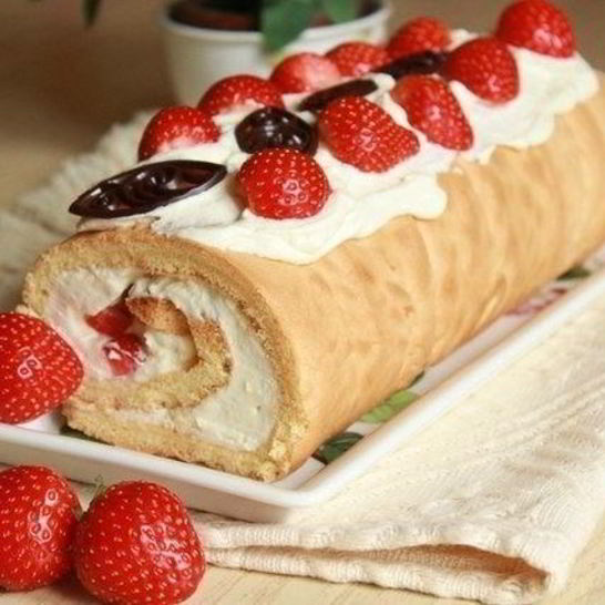 Рецепт рулета клубника со сливками