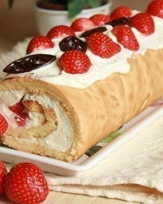 Рулет Клубника со сливками