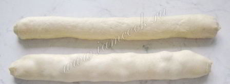 рулет с маком и вишней. Шаг 14