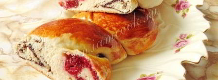 рулет с маком и вишней. Шаг 18