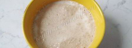 рулет с маком и вишней. Шаг 4