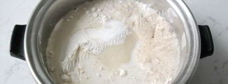 рулет с маком и вишней. Шаг 6