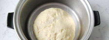 рулет с маком и вишней. Шаг 8