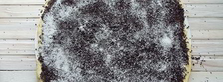 рулет с маком из дрожжевого теста. Шаг 13