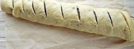 рулет с маком из дрожжевого теста. Шаг 15