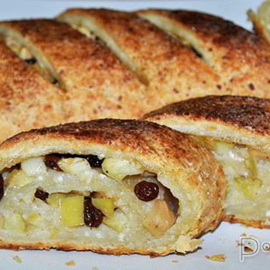 Рецепт рулета с яблоками из творожного теста