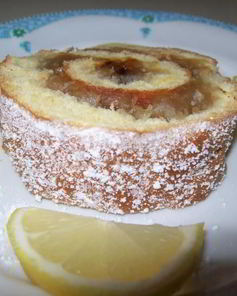 Рулет с яблоками