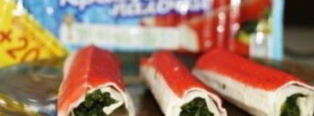 рулетики из теста фило с крабово-сырной начинкой. Шаг 3