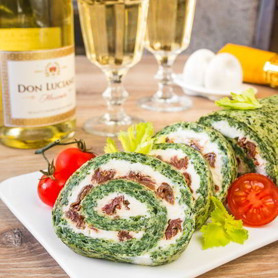 Рецепт шпинатного рулета с вялеными томатами