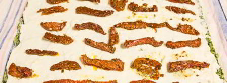 шпинатный рулет с вялеными томатами. Шаг 14