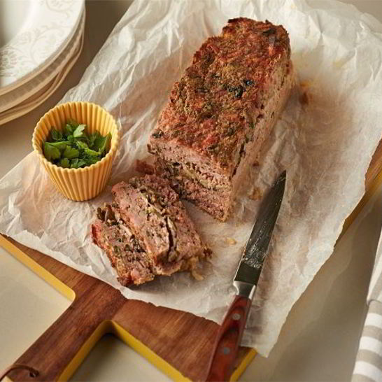 Рецепт сытного мясного рулета с грибами