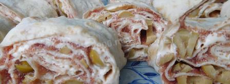 закуска рулет из лаваша с икрой сельди. Шаг 7