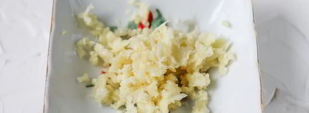 сало с чесноком. Шаг 3