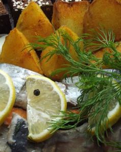 Сельдь маринованная по-голландски