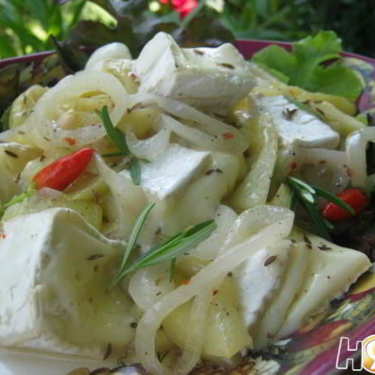 Рецепт сыра бри с маринованным луком