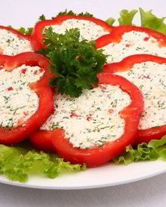 Сыр с перцем и зеленью