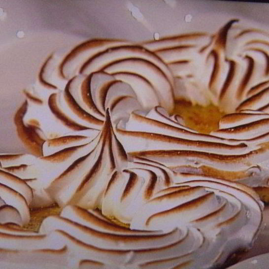 Рецепт абрикосовых тарталеток с меренгой