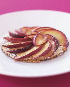 Миндальные тарталетки с нектаринами в карамели