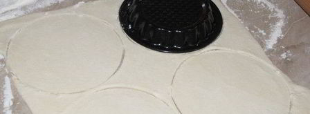 тарталетки с красным луком и сырным соусом. Шаг 5