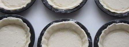 тарталетки с красным луком и сырным соусом. Шаг 6