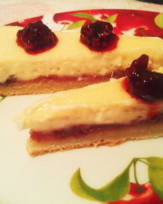 Тарт с малиновым вареньем