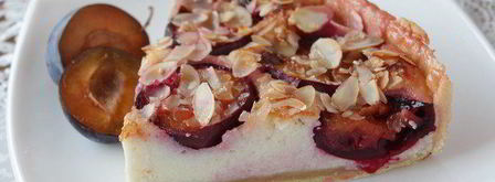 тарт со сливами, рикоттой и миндалем. Шаг 7