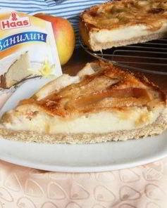 Яблочный тарт с ванильным кремом