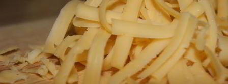 яичница на слоеном тесте. Шаг 2