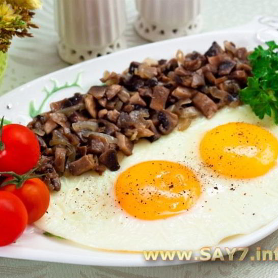 Рецепт яичницы с грибами
