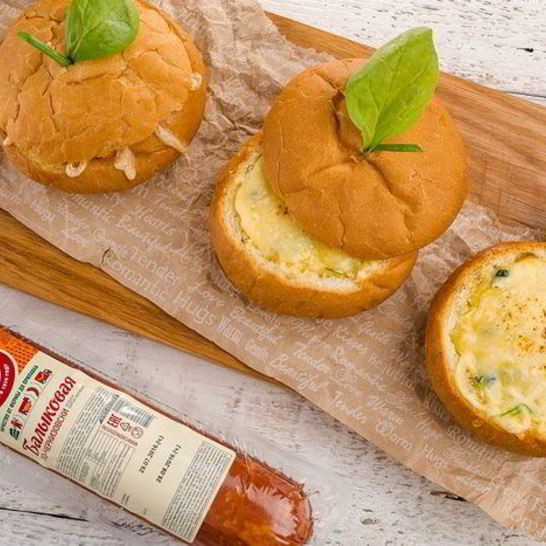 Рецепт яичницы в булочке