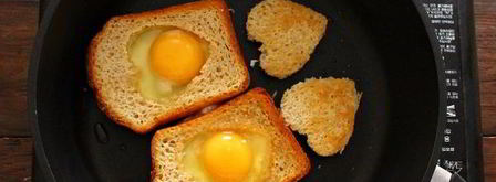 яичница в хлебе. Шаг 7