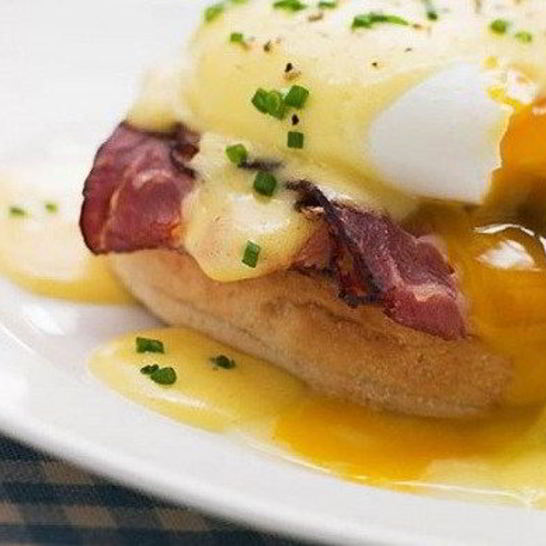 Рецепт яиц по-бенедиктински с ветчиной