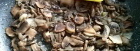 закуска петушки из яиц. Шаг 2