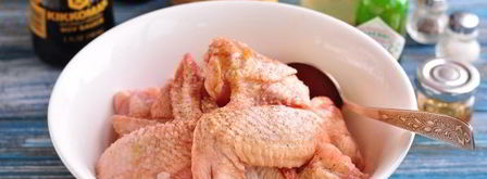 запеченные куриные крылышки, маринованные в наршарабе. Шаг 4