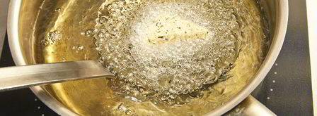 жареный сыр сулугуни с томатами. Шаг 9